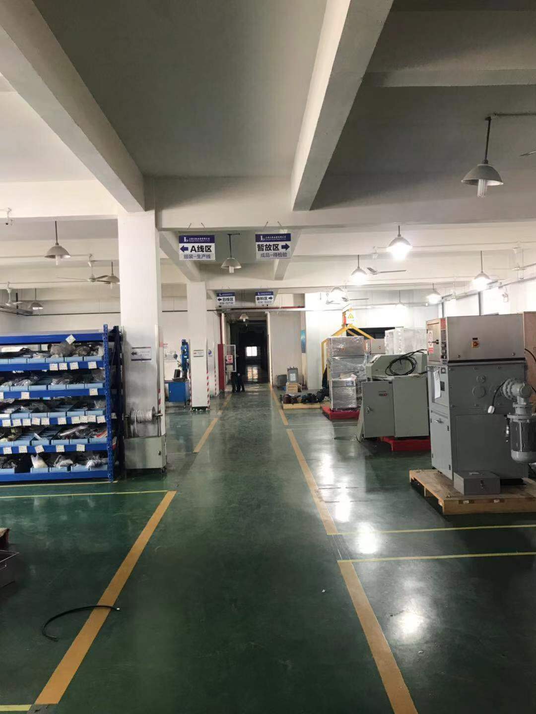 汇凯电器车间生产现场